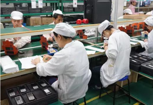 服务机器人产业“爆红”，但深圳企业这次不是为了赚快钱