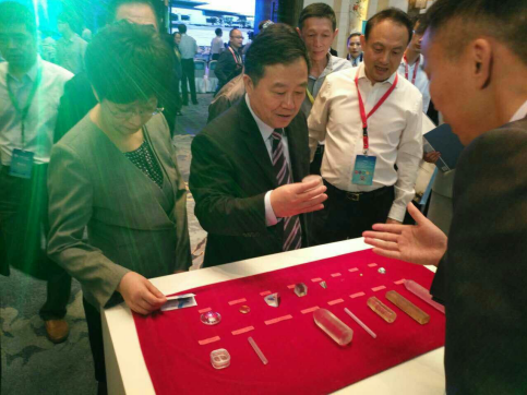 嘉东光学携两大新品参加中博会