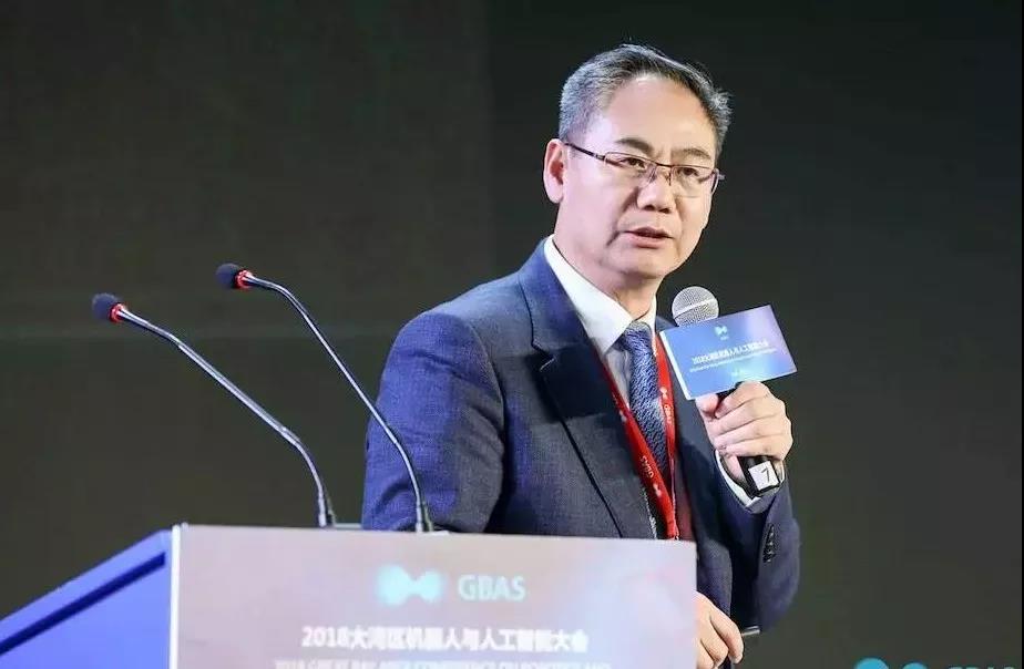 新松机器人曲道奎：国产机器人市场份额突降，值得反思