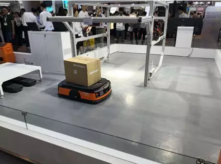 新品迭出，眼花缭乱，AGV联盟带你直击华南物流展现?。? height=