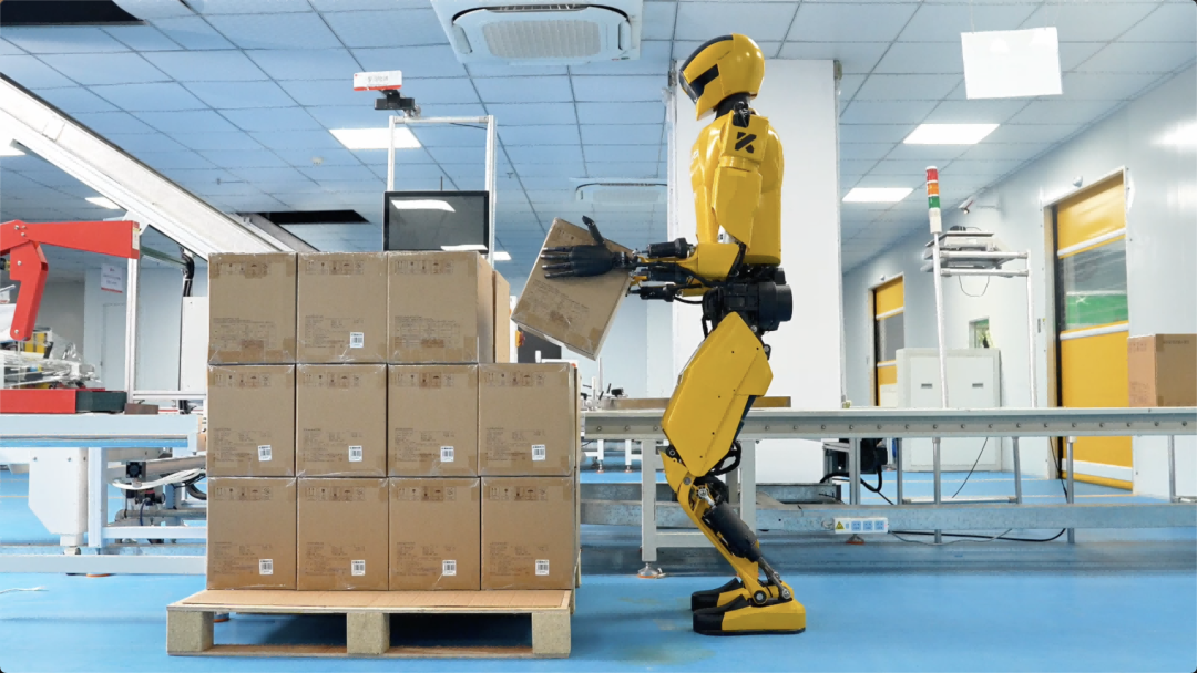 “风口”还是“泡沫”？这家特斯拉平替人形机器人给出“中国答案”